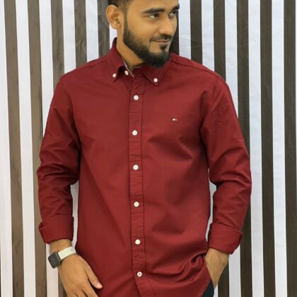 Oxford Solid Maroon Shirt by Tommy Hilfigure